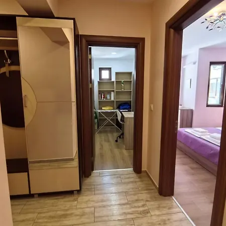 Lovely One Bedroom Apаrtment In Apartment *