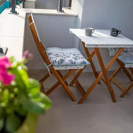 Apartment Lovely One Bedroom Apаrtment In Varna
