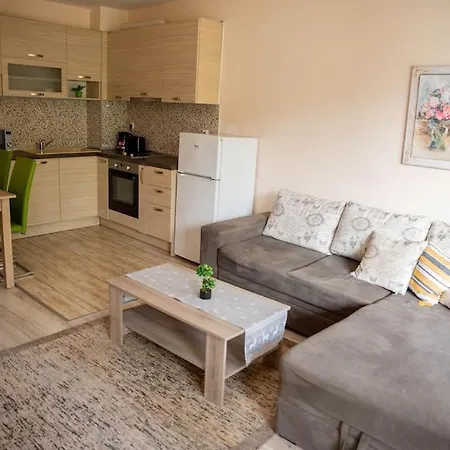 Apartment Lovely One Bedroom Apаrtment In Varna